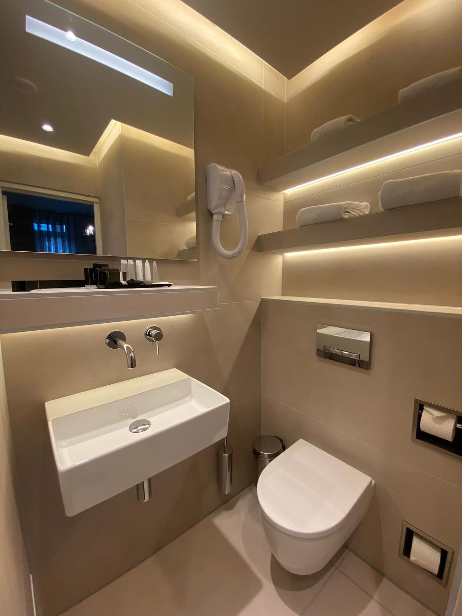 Alp Hotel Amsterdam Ruang foto