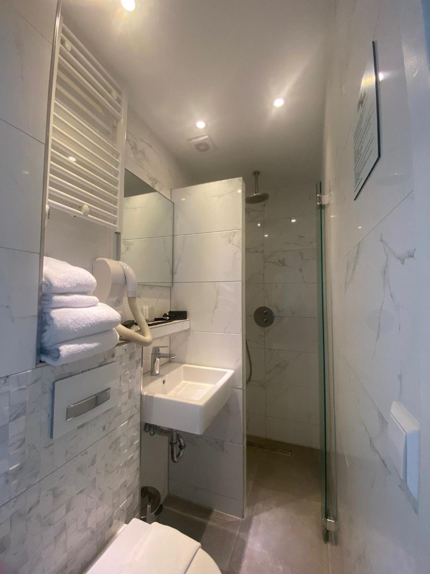 Alp Hotel Amsterdam Ruang foto
