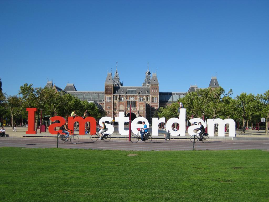 Alp Hotel Amsterdam Bagian luar foto