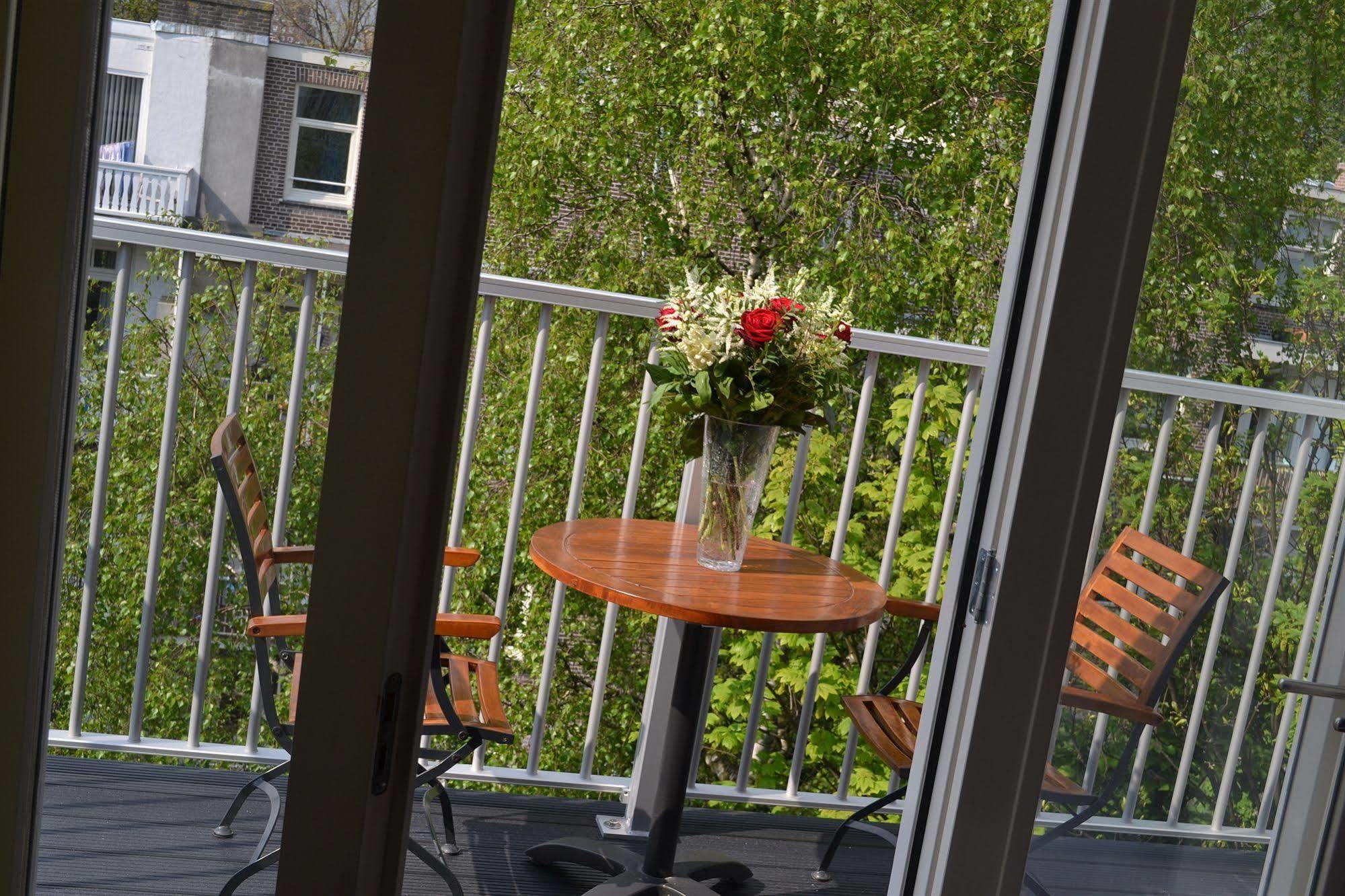 Alp Hotel Amsterdam Bagian luar foto