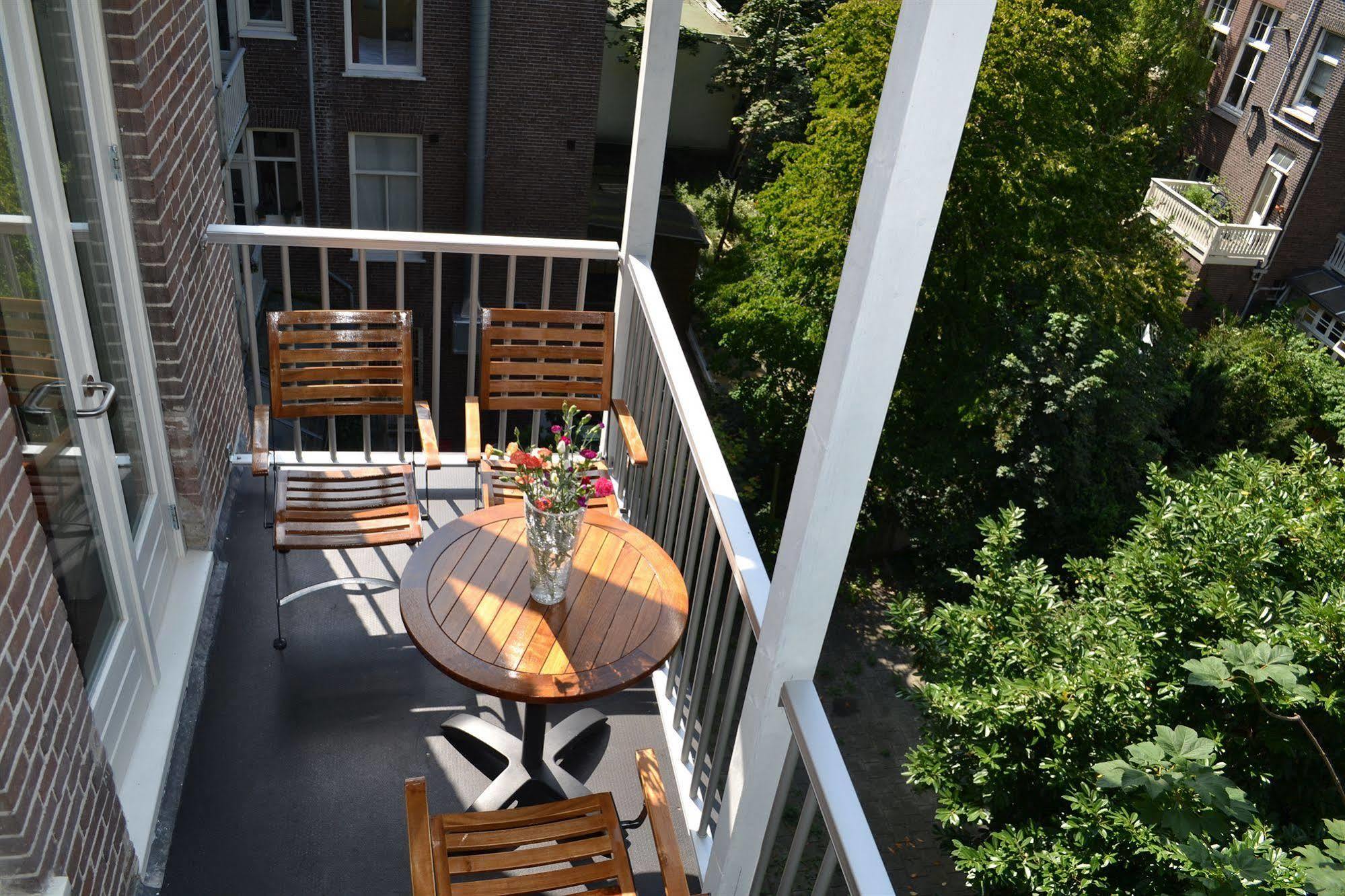 Alp Hotel Amsterdam Bagian luar foto